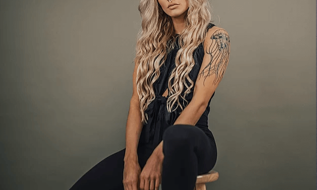 Aesthy of the Week: Dakotah Tyrene Esthetics - C O S M E D I X