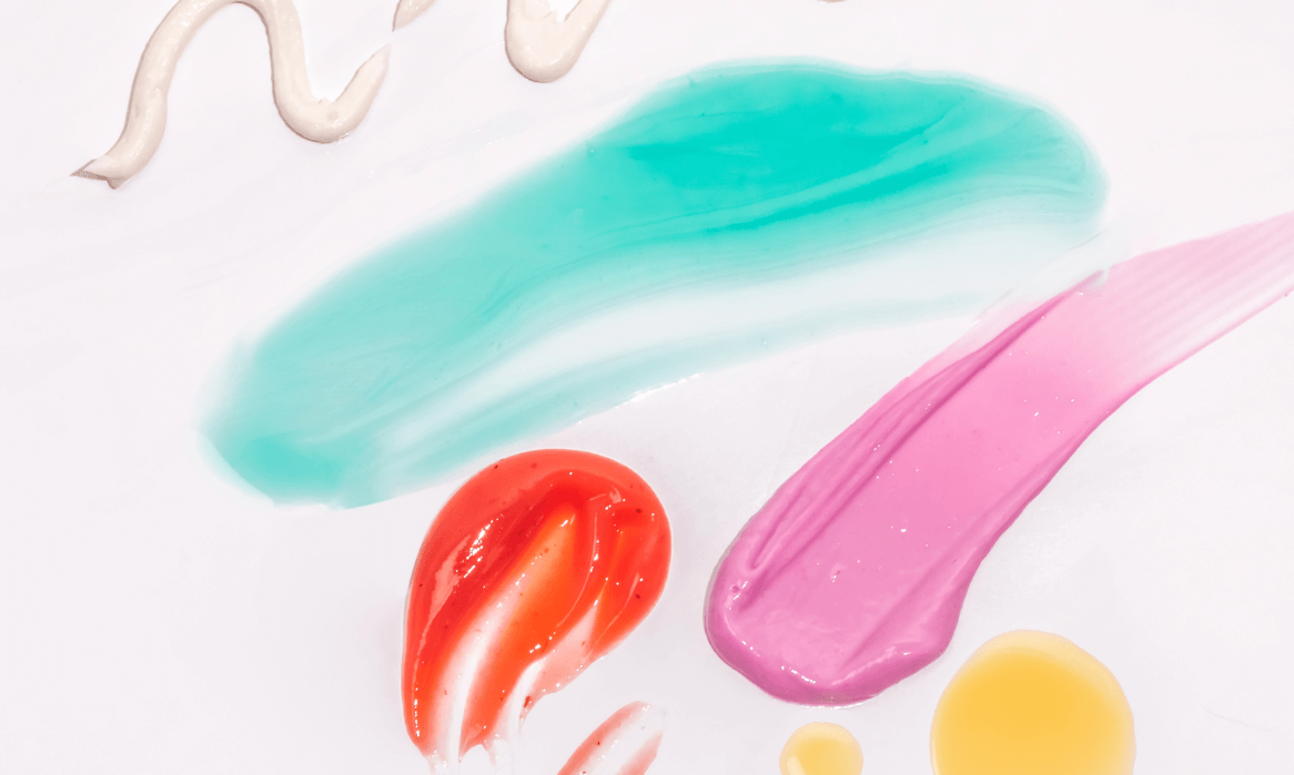 Antioxidants in Skincare: How They Work and How to Add Them Into Your Skincare Routine - C O S M E D I X