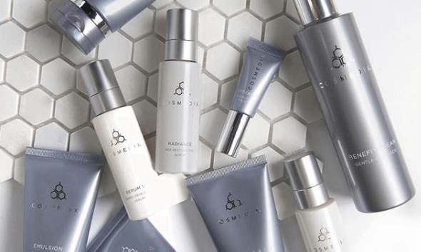 The Perfect Last Minute Holiday Gift - C O S M E D I X